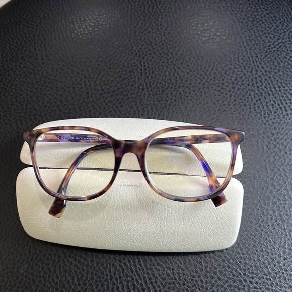 Fendi Accessories - FENDI “frames”